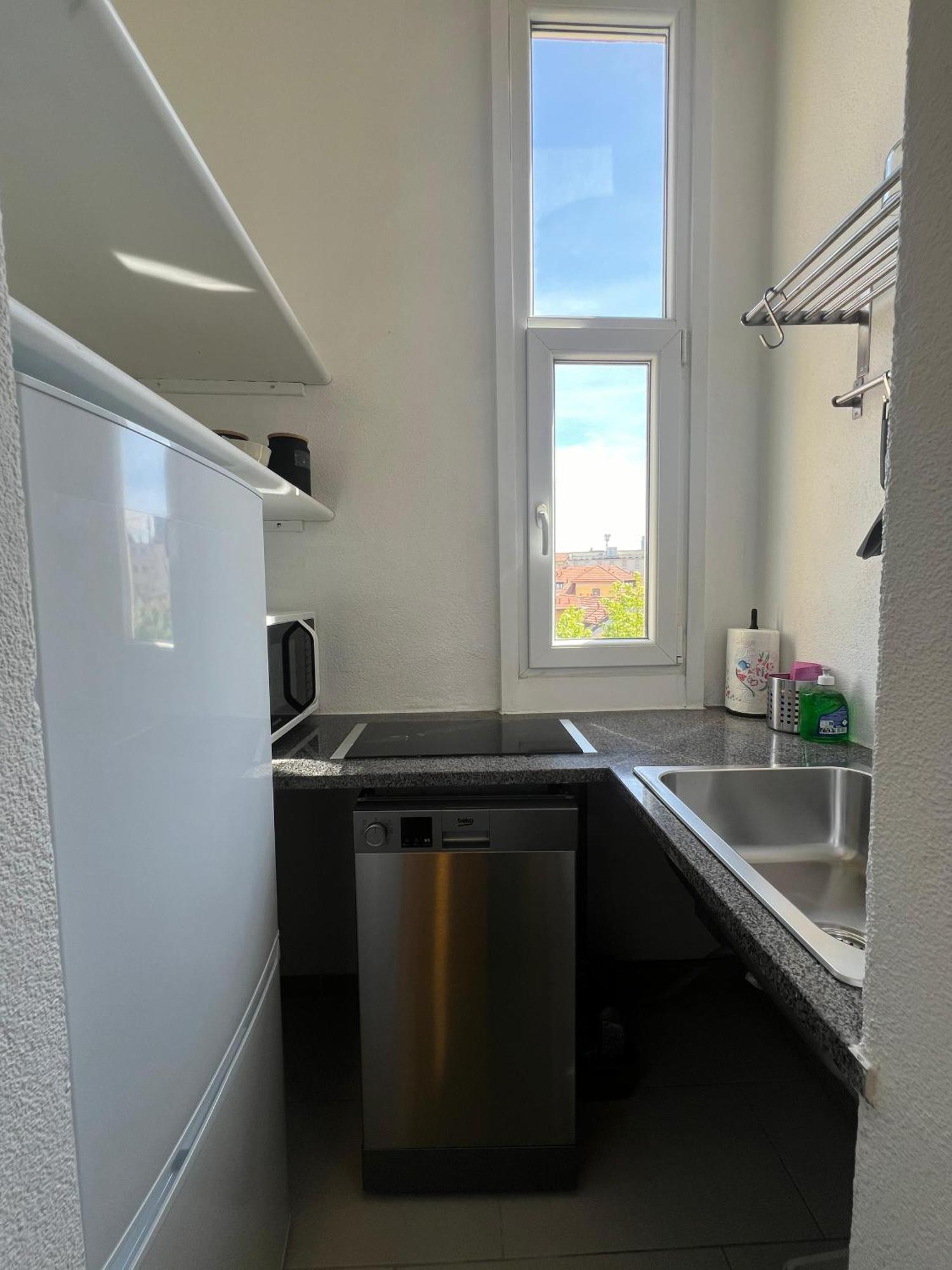 מילאנו New Apartment With Balcony, Isola Bosco Verticale מראה חיצוני תמונה